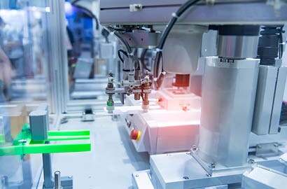 Webinar: Non-flammable fluid solutions for liquid cooling and precision cleaning in the MedTech Industry