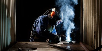 przyłbica spawalnicza 9100 MP z systemem z wymuszonym przepływem powietrza
