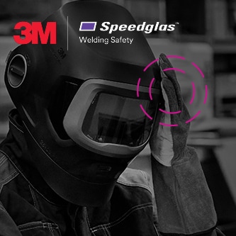 Spawacz w przyłbicy spawalniczej 3M Speedglas z głowicą taśmującą
