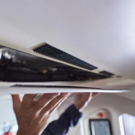Aplikacja 3M Dual Lock dla branży kolejowej.