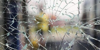Trzymaj zewnętrzne zagrożenia poza budynkiem.
